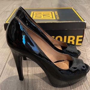 Pour La Victoire Black Ajax Patent Pumps